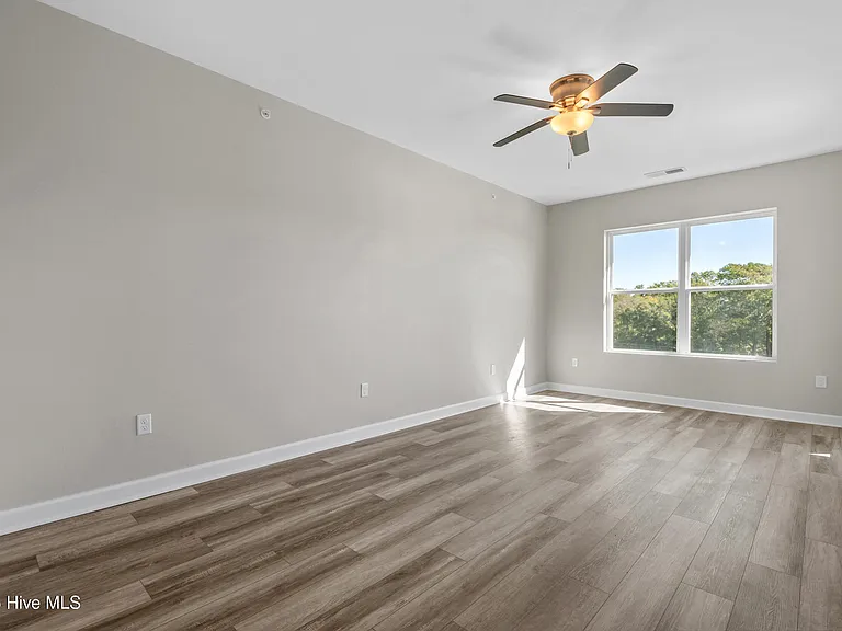 2272 Dolphin Shores Dr SW #203 — Photo 31