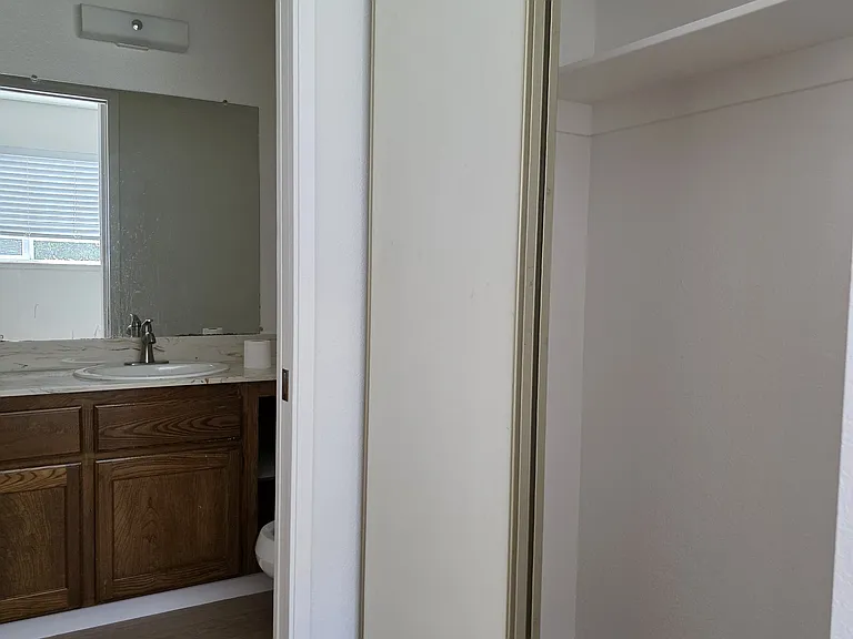 1157 Kelez Dr — Photo 9