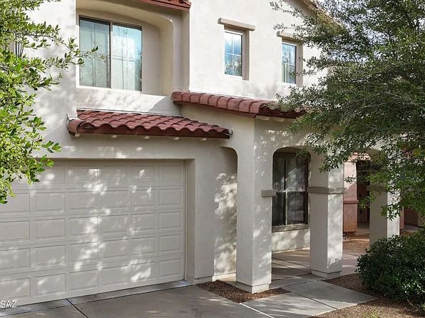 535 W Camino Sorpresa