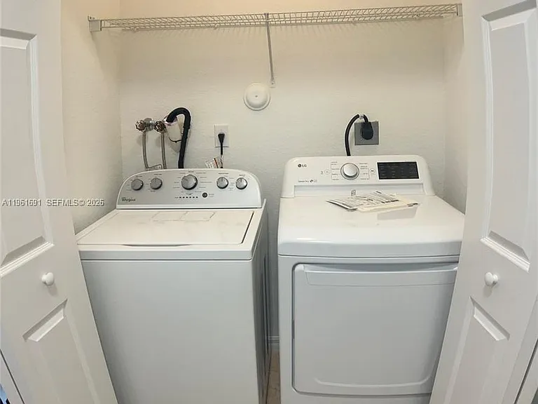 12458 SW 125th Ter #12458 — Photo 15