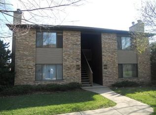 1089 W Kane St, South Elgin, IL 60177