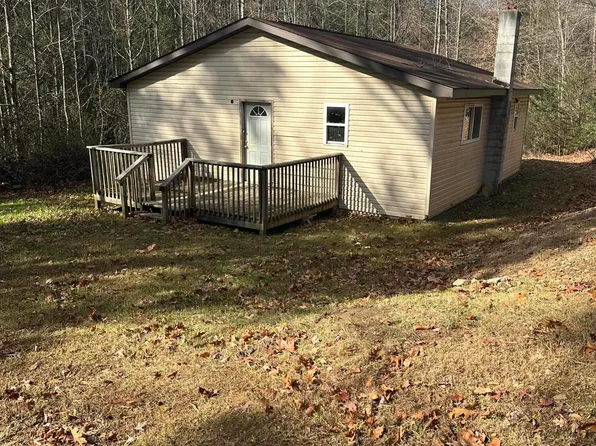 2727 Deepwater Mountain Rd, Fayetteville, WV 25840