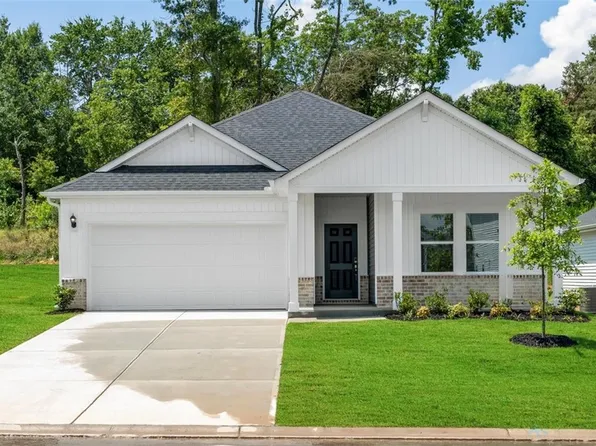 470 Harben Dr, Woodruff, SC 29388