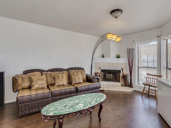 3rd image of 3228 W Glendale Ave APT 157