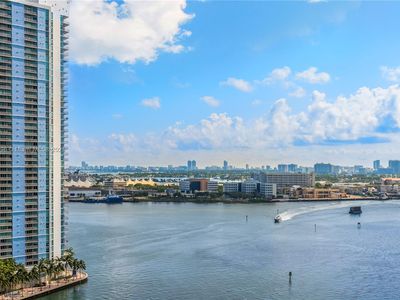 901 Brickell Key Blvd APT 1905, Miami, FL, 33131