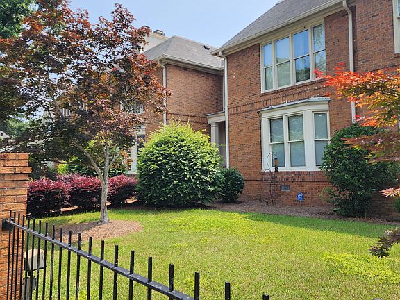 2nd image of 175 Corbin Ave APT B