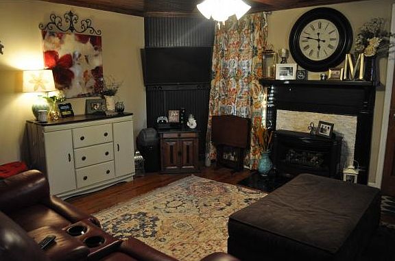 5th image of 1541 Arrow Ln