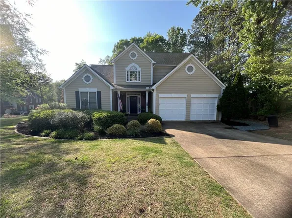 1021 Camden Ln, Woodstock, GA 30189
