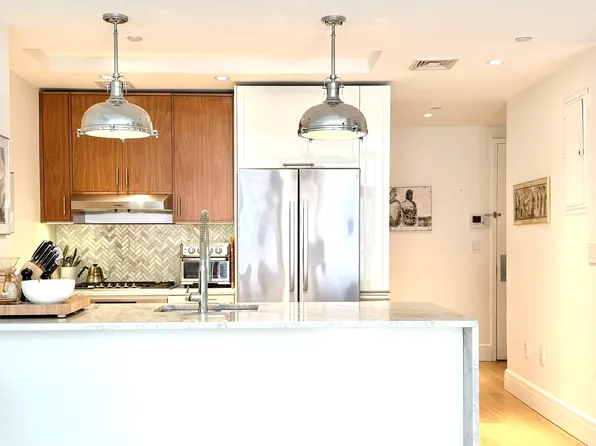 47 Bridge Street image 2 of 19