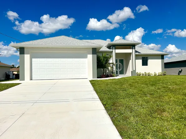 3208 7th St W, Lehigh Acres, FL 33971