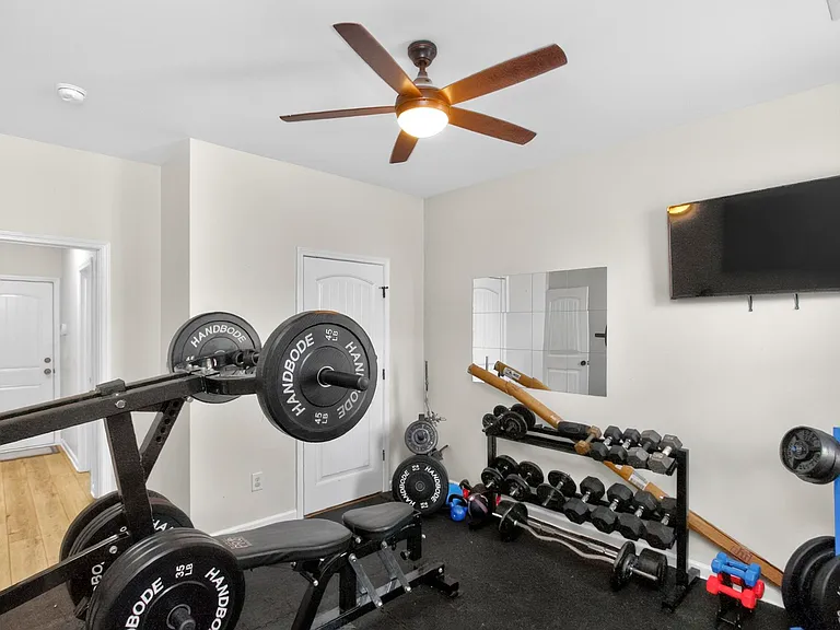 4000 Corey Ct — Photo 33