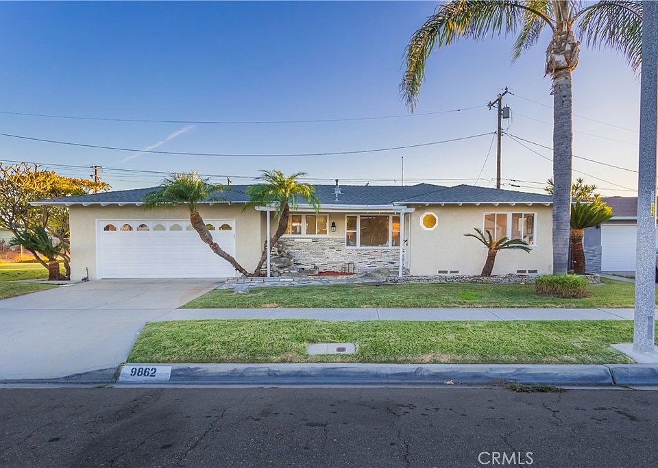 1st image of 9862 Calmada Ave