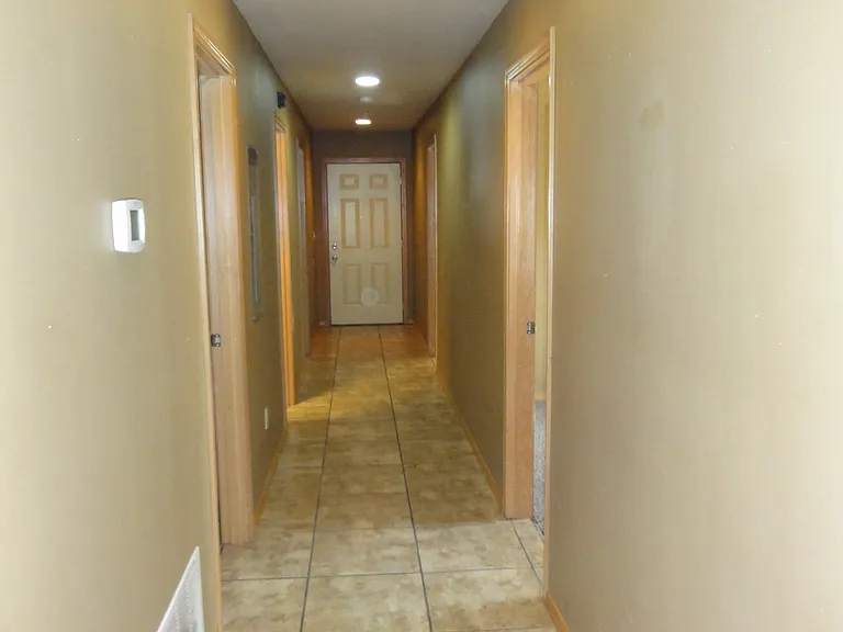 315 E Main St — Photo 9