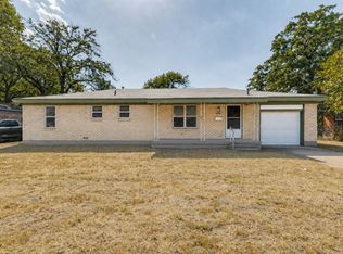 3021 Edith Ln, Fort Worth, TX 76117