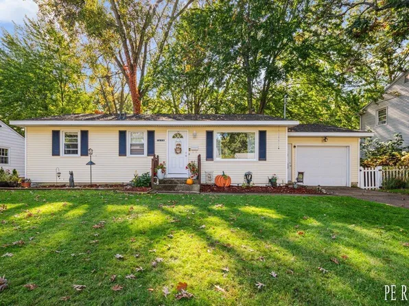 1438 43rd St SW, Wyoming, MI 49509