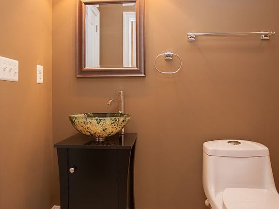 Main Level full bath