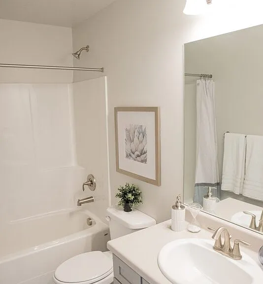 661 S 1803 W — Photo 14