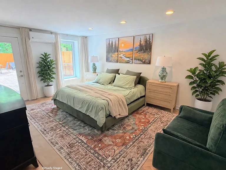 118 Kent St #1 — Photo 5