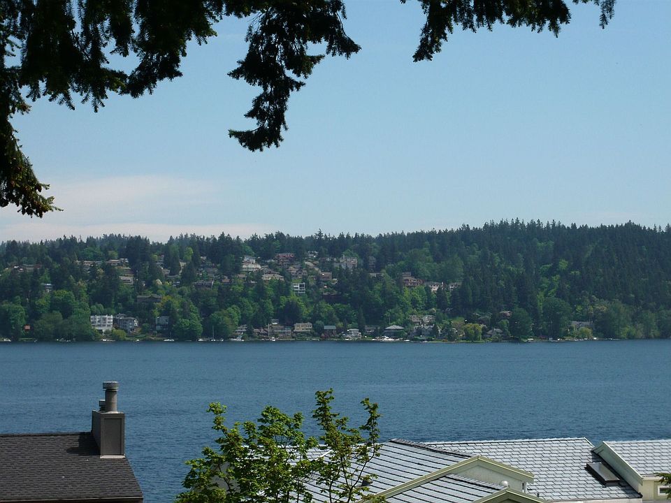 View of Lake Washington from the deck