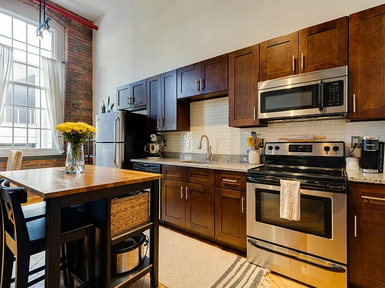 1350 Rosa L Parks Blvd #365 — Photo 8