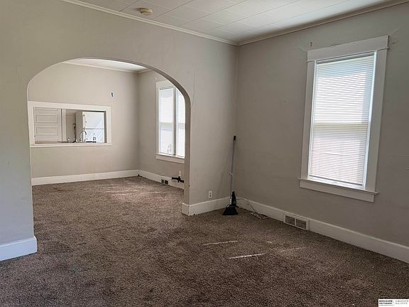 4th image of 4224 N 58th St