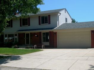 15354 Huff St, Livonia, MI 48154