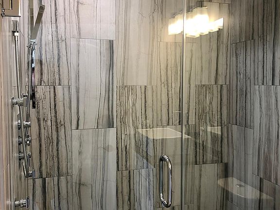 5th image of 108 N Washington Ave #1001