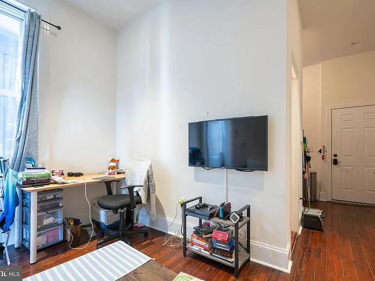 2033 Spruce St #5 — Photo 6