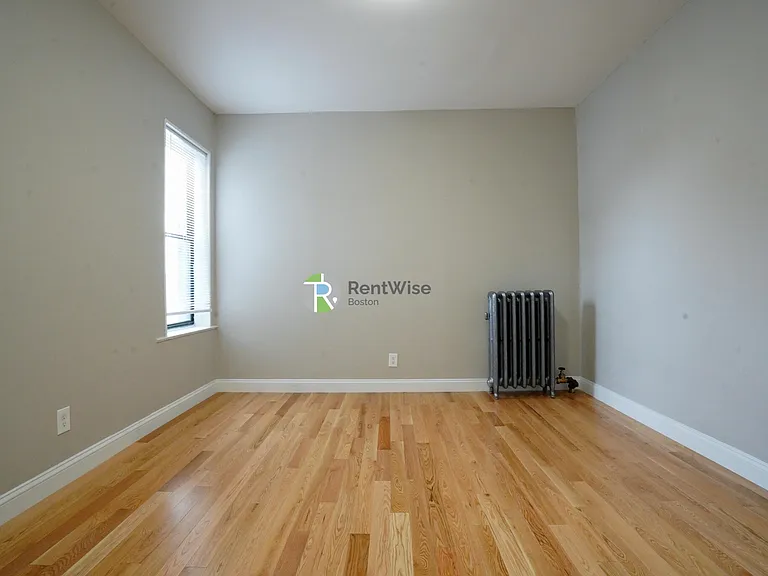 50 Park Vale Ave #24 — Photo 1