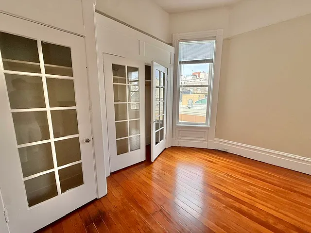 2275 Sutter St #10 — Photo 3