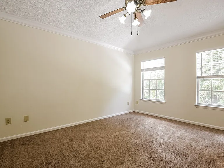 1412 Oberlin Ter — Photo 11