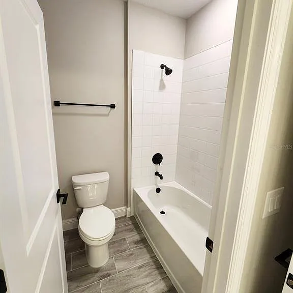 18435 Mowry Ct — Photo 32