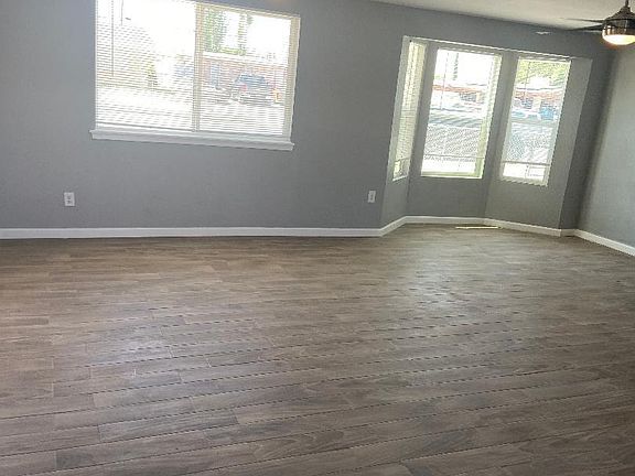 3rd image of 244 Maravilla Dr