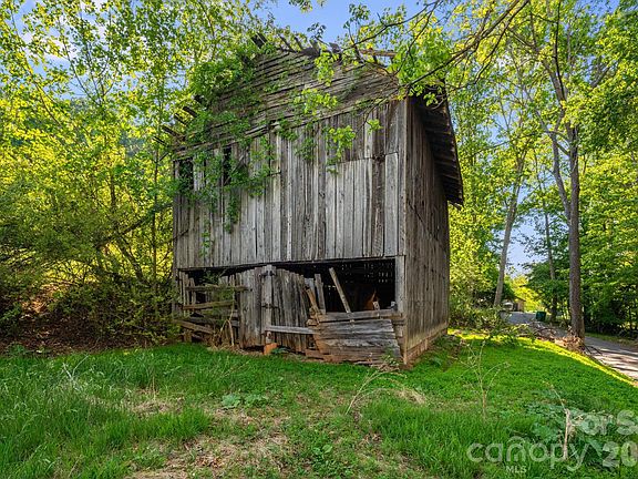30th image of 435 Upper Glady Fork Rd