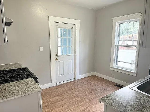 11 Mason Ave #1 — Photo 18