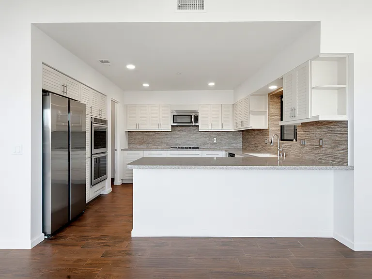 329 Kilkenny Dr — Photo 6