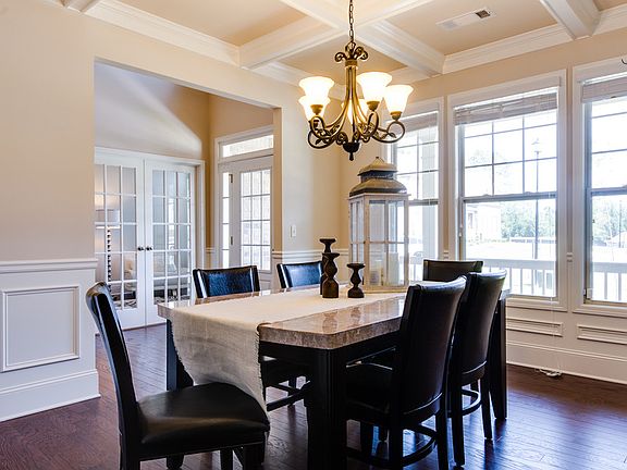 Classic Dining Room