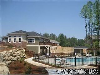 2nd image of 20 Foxden Ct #302