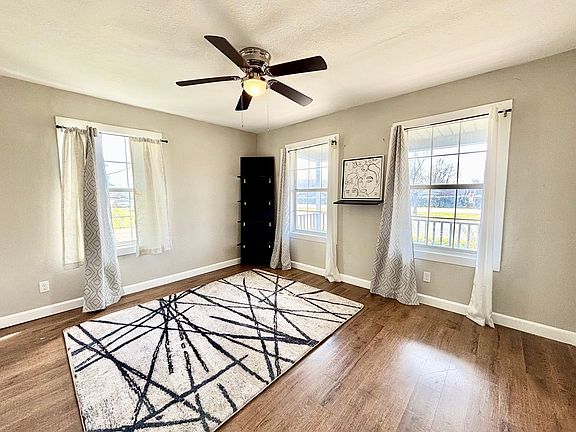 4th image of 3714 E Princess Anne Rd