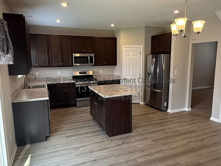 5509 W Woodhaven Dr — Photo 15