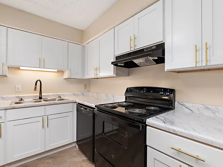 3151 S Jennings Rd — Photo 10