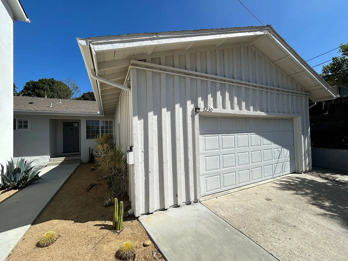 7BD/3BA!! Back gate exits onto Montezuma, Quick walk to campus!! — Photo 3