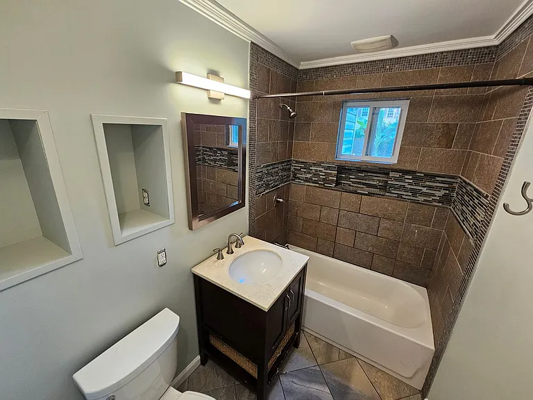 1433 W Little Creek Rd — Photo 8