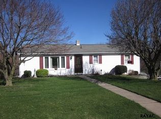 101 Forest Hills Rd, Red Lion, PA 17356