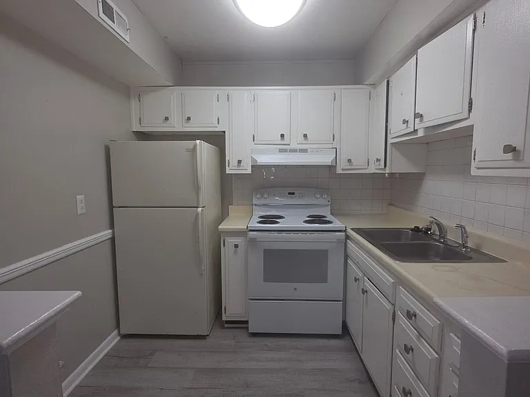 716 Townside Rd SW #7 — Photo 4
