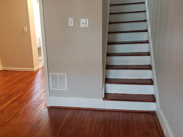 316 Woodbine Ave — Photo 23