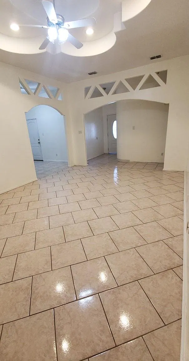 3 bed, 1225 sqft, $1,500 — Photo 4