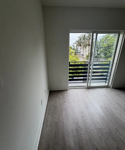 125 N Mountain View Ave #125 — Photo 9