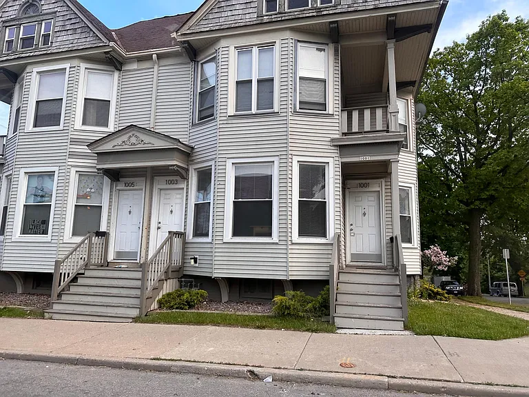1001 E North Ave #LOWER — Photo 1