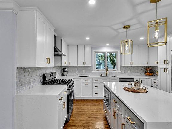 3rd image of 7 Corey Rd